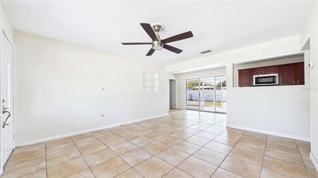 4418 W Fairview Heights - Photo 4