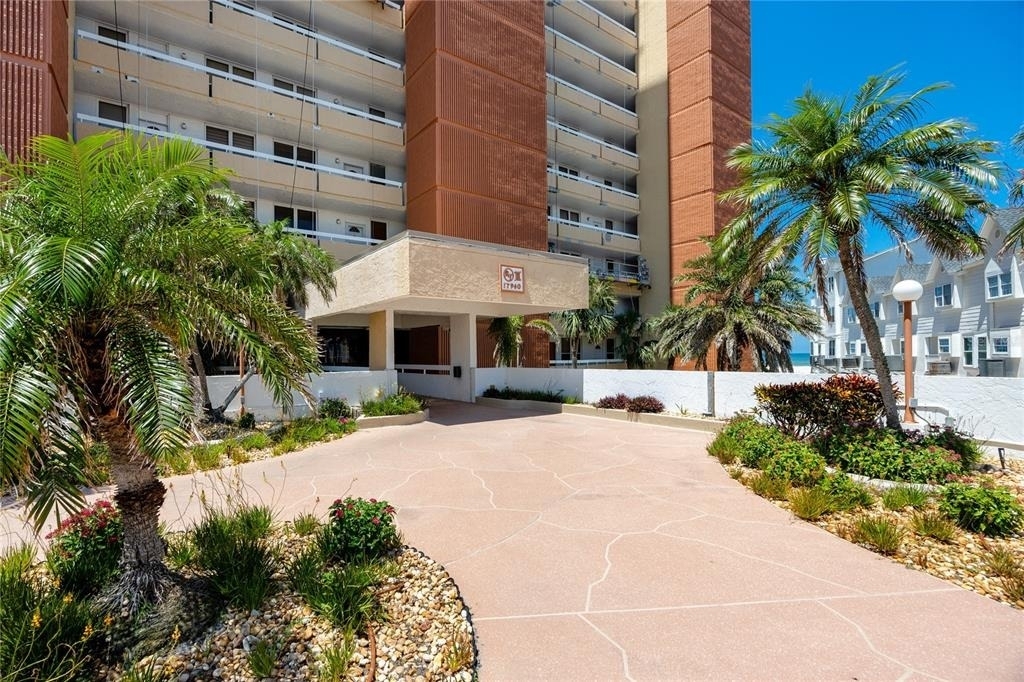 17940 Gulf Boulevard - Photo 1