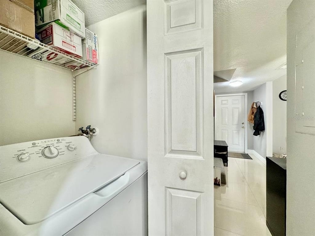 5216 Tennis Court Circle - Photo 9