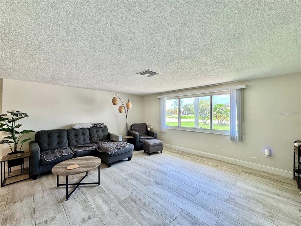 4037 Topsail Trail - Photo 8