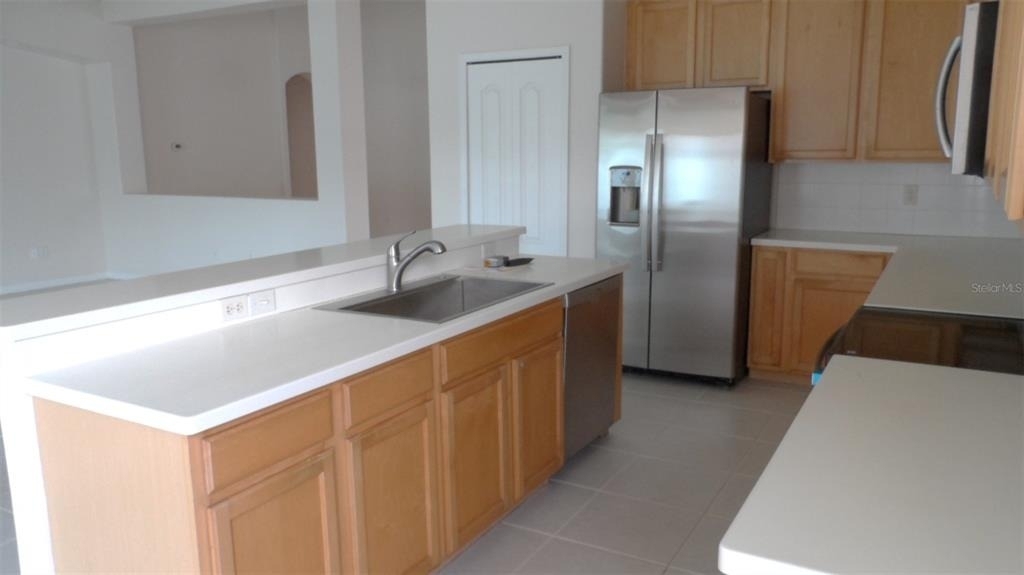 1029 Millebourne Way - Photo 2