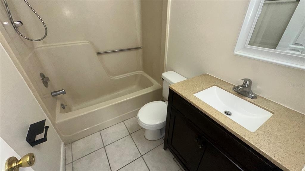 622 Royalty Court - Photo 1