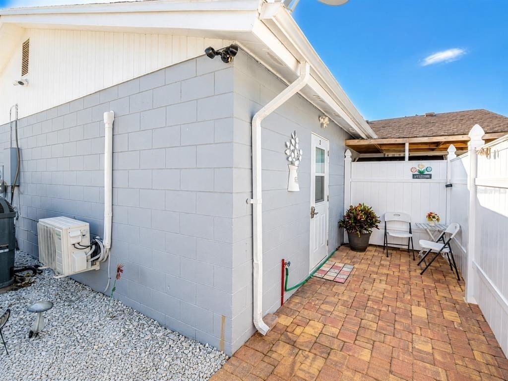 111 Cuautla Way - Photo 1