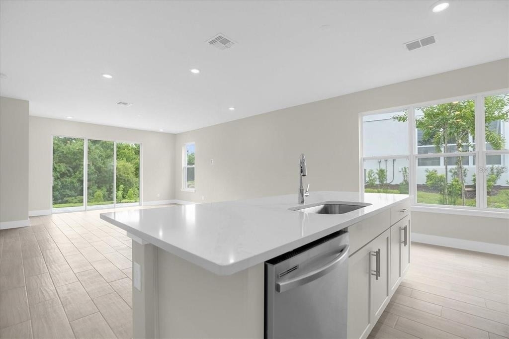 7818 Spectrum Drive - Photo 5