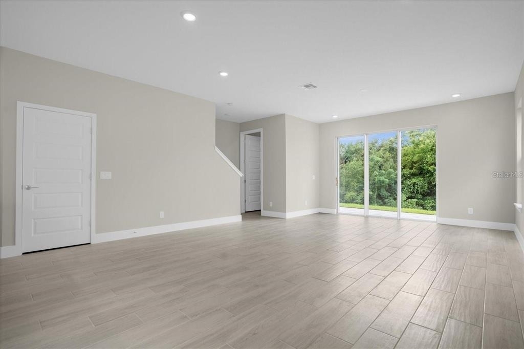 7818 Spectrum Drive - Photo 8