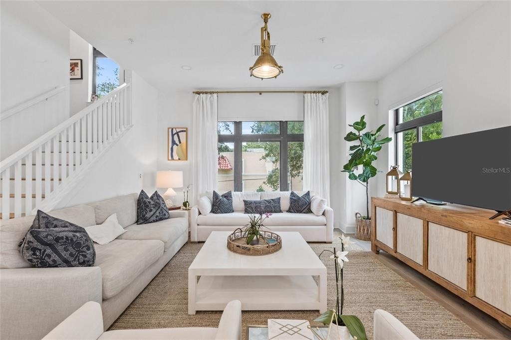 218 Park Lake Street - Photo 2