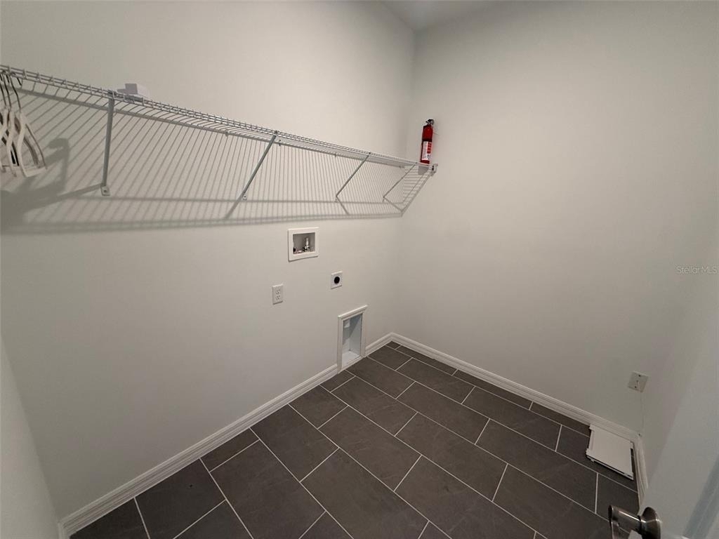 405 Eventide Avenue - Photo 29