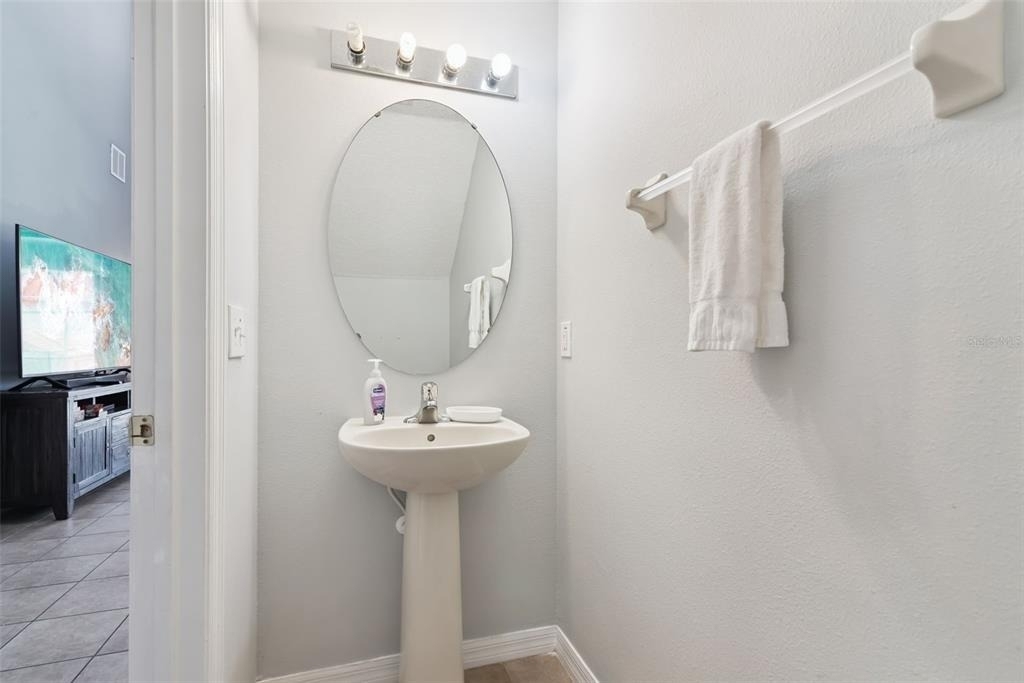 143 Cordova Avenue - Photo 32