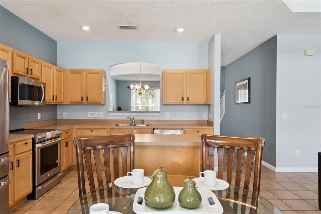 143 Cordova Avenue - Photo 5