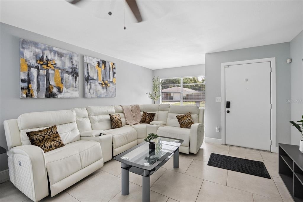 536 Hibiscus Way - Photo 7