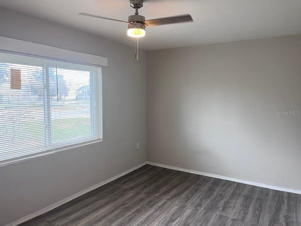 1040 Avondale Avenue - Photo 1