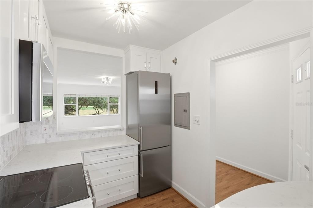 640 N Park Avenue - Photo 8
