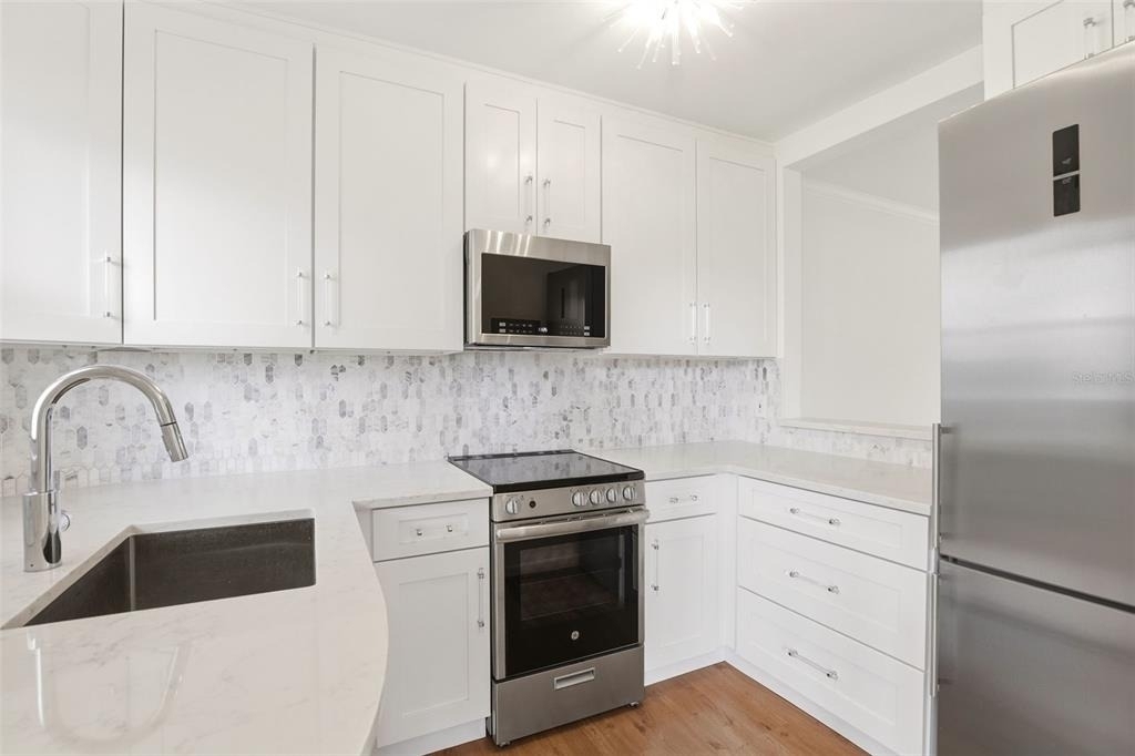 640 N Park Avenue - Photo 7