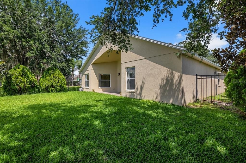 12608 Iris Lake Drive - Photo 22