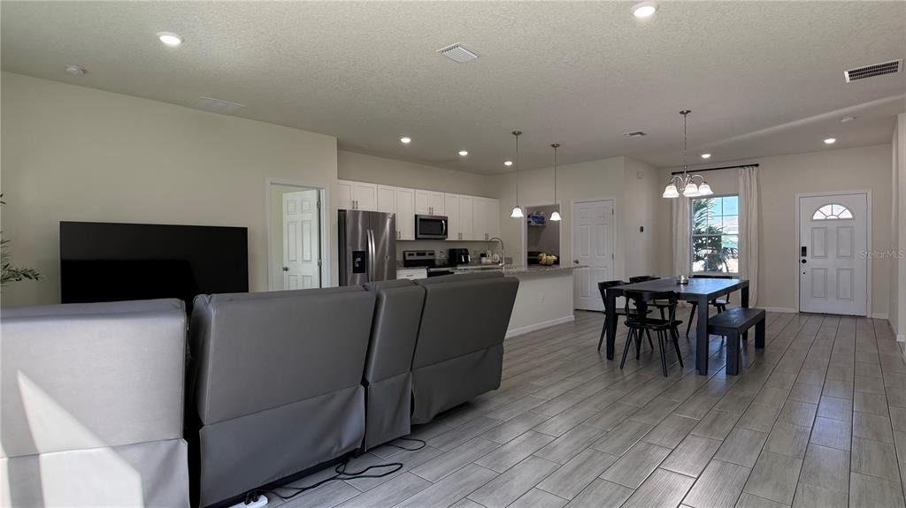 2129 Hibiscus Place - Photo 8