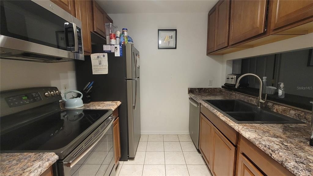 4000 Sw 23rd Street - Photo 3