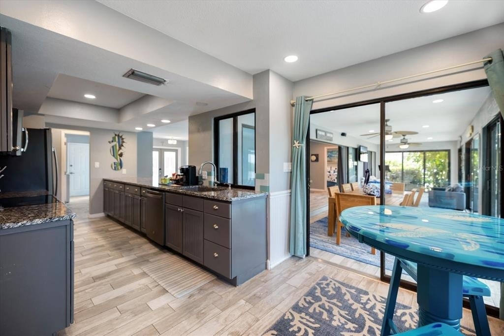 3336 Tripoli Boulevard - Photo 2