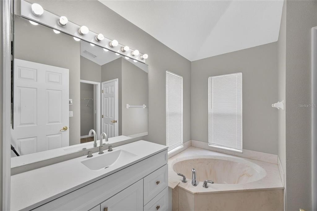463 Winwood Court - Photo 18
