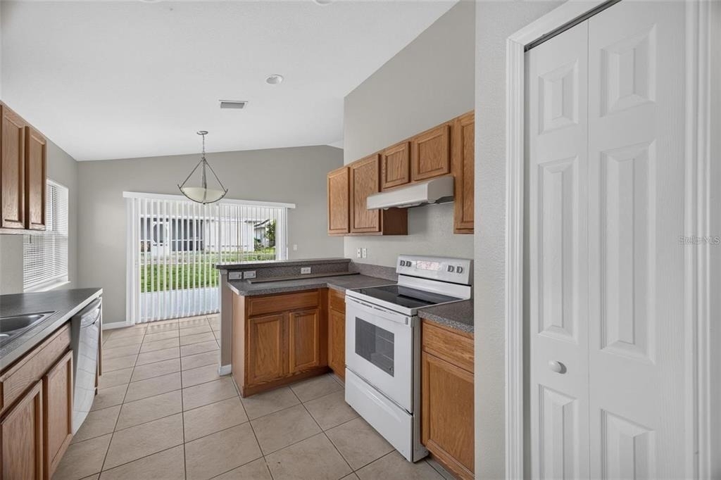 463 Winwood Court - Photo 7
