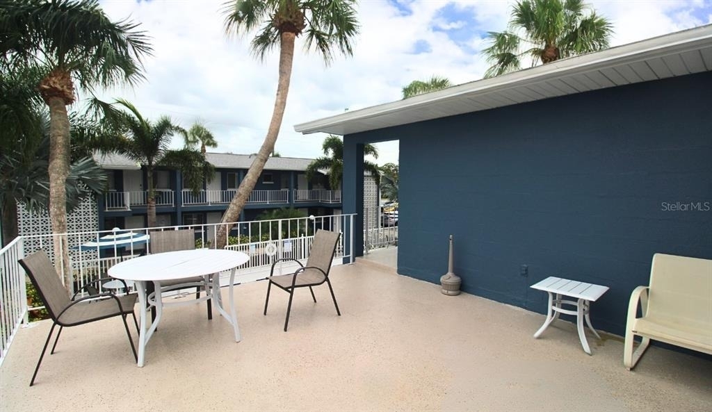 3001 Bee Ridge Road - Photo 10