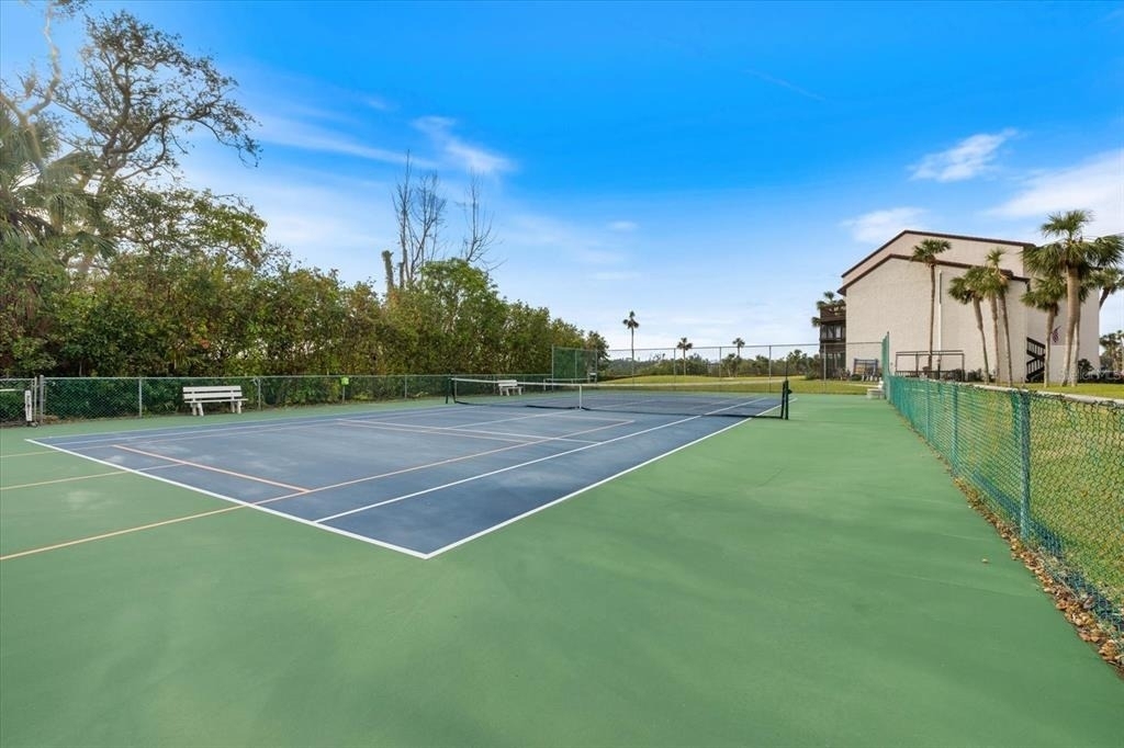 1604 Stickney Point Road - Photo 22
