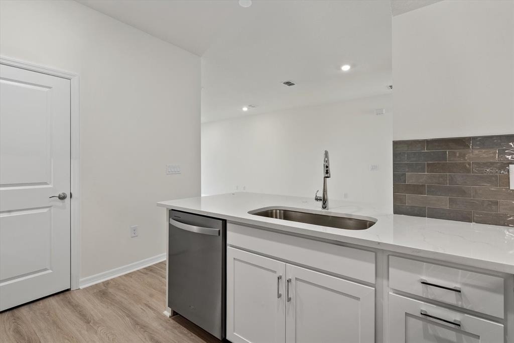 7566 Sea Oak Court - Photo 9
