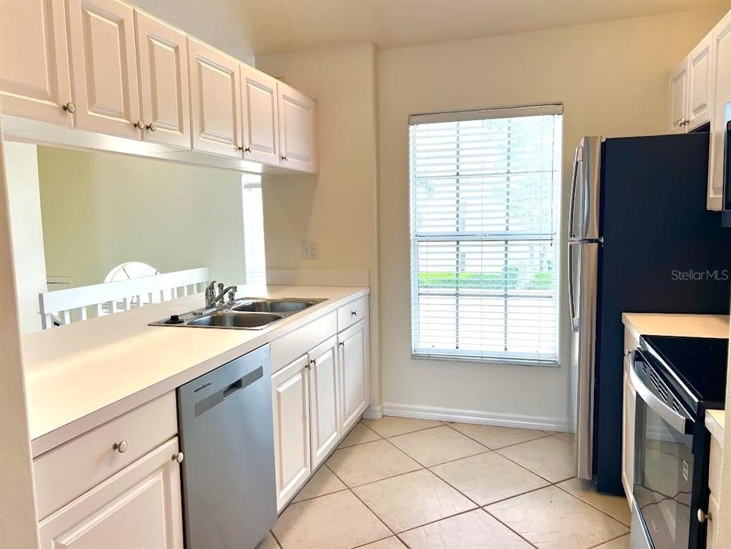 8370 Wingate Drive - Photo 6