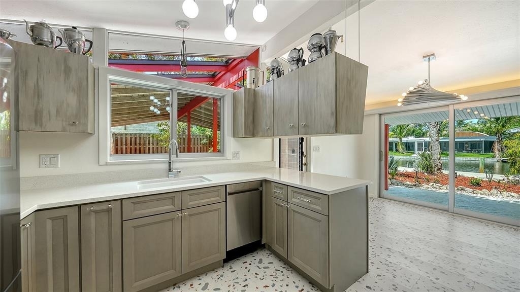 4830 Higel Avenue - Photo 25
