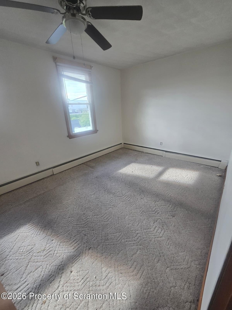 970 Wood Street - Photo 4