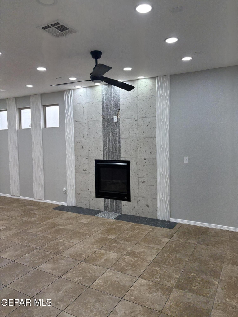 12259 Gaudi Way - Photo 2