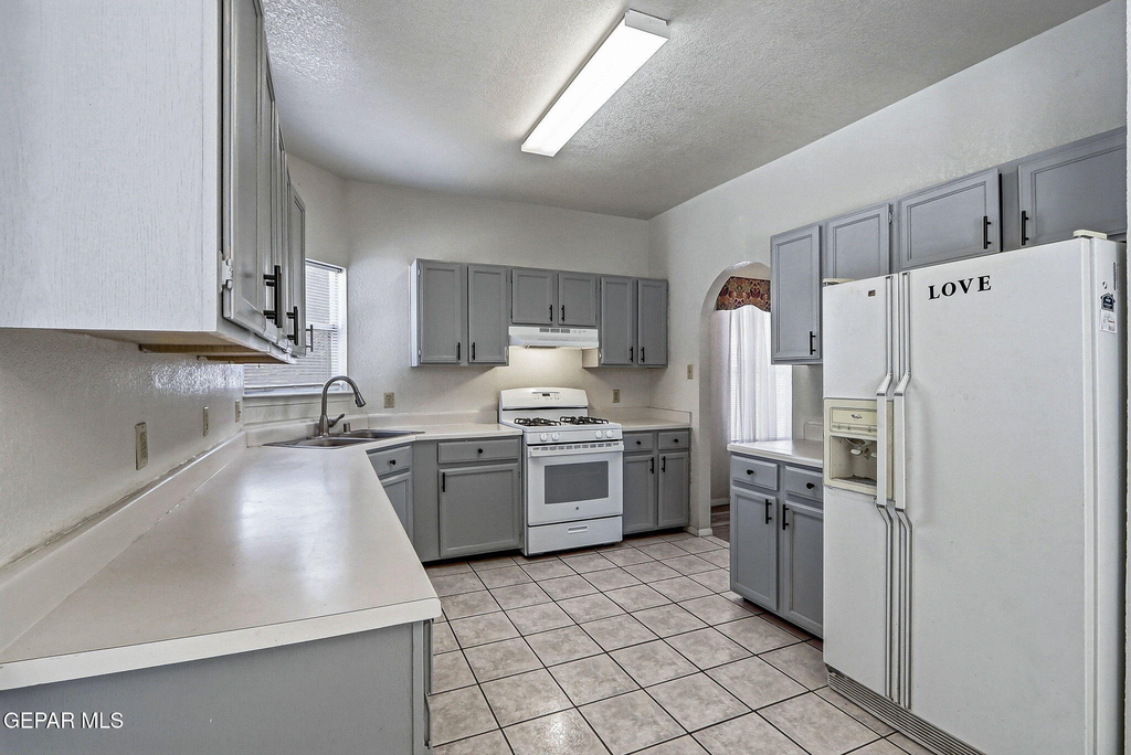 7765 Dianjou Drive - Photo 13
