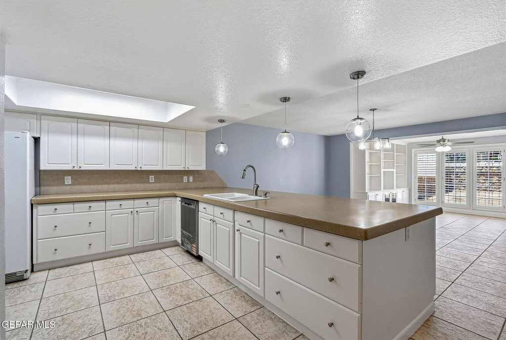 6141 Sierra Valle Lane - Photo 11