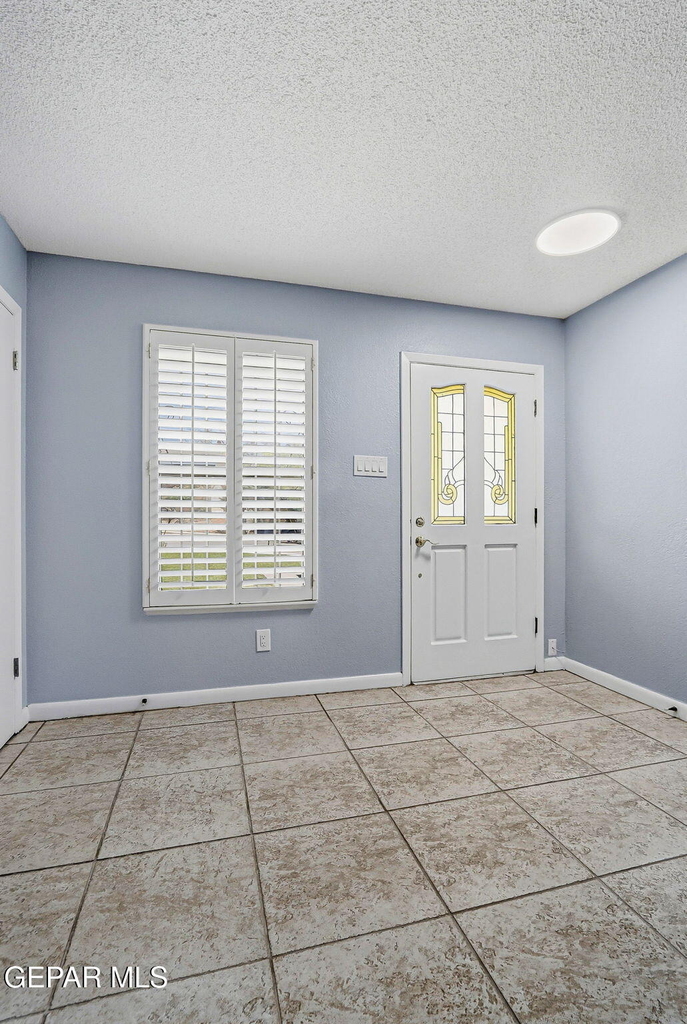 6141 Sierra Valle Lane - Photo 4