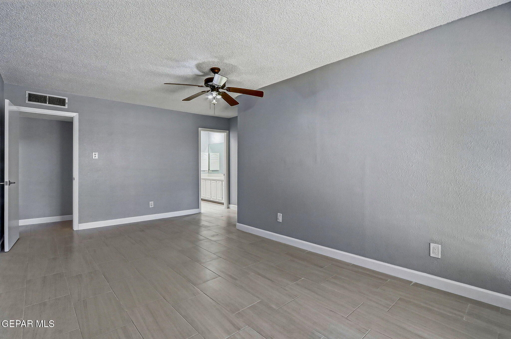 6141 Sierra Valle Lane - Photo 33