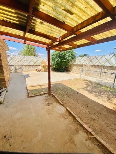 9406 Montgomery Drive - Photo 23