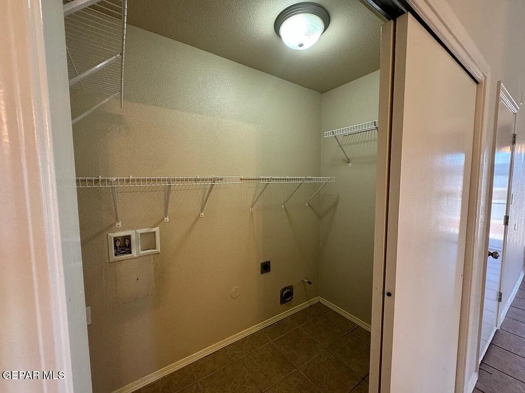 10041 Paloma Drive - Photo 39