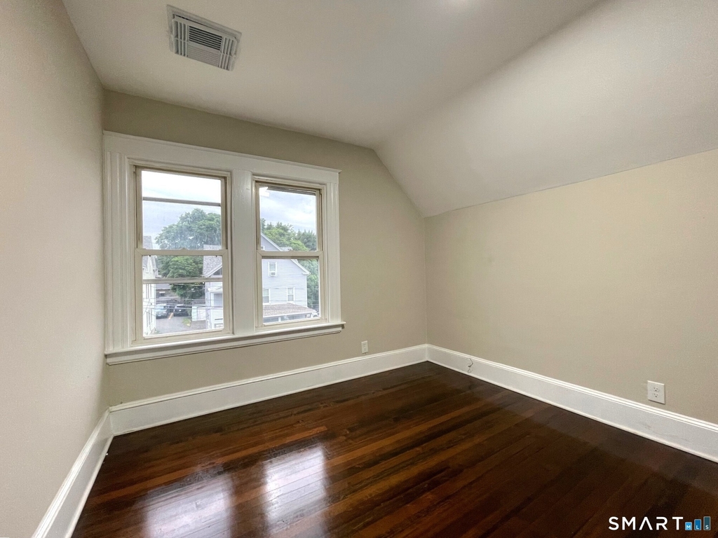 541 Church Street - Photo 8