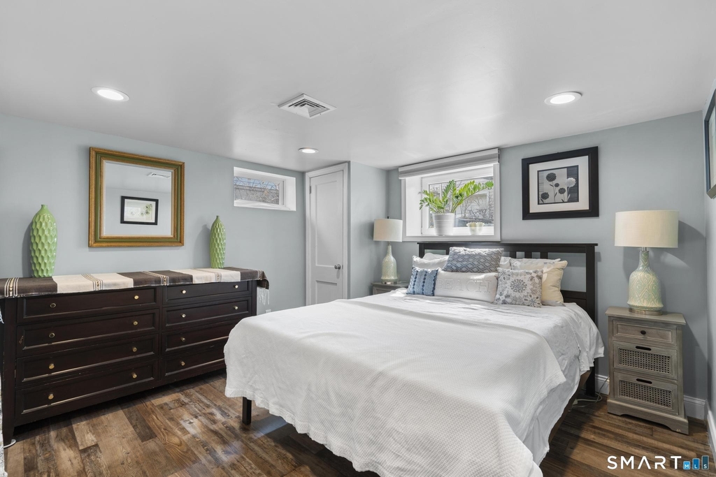 111 Judd Street - Photo 14