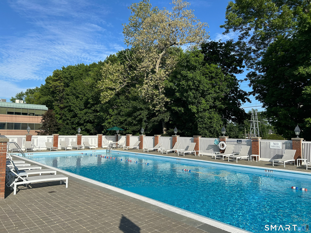 51 Forest Avenue - Photo 9