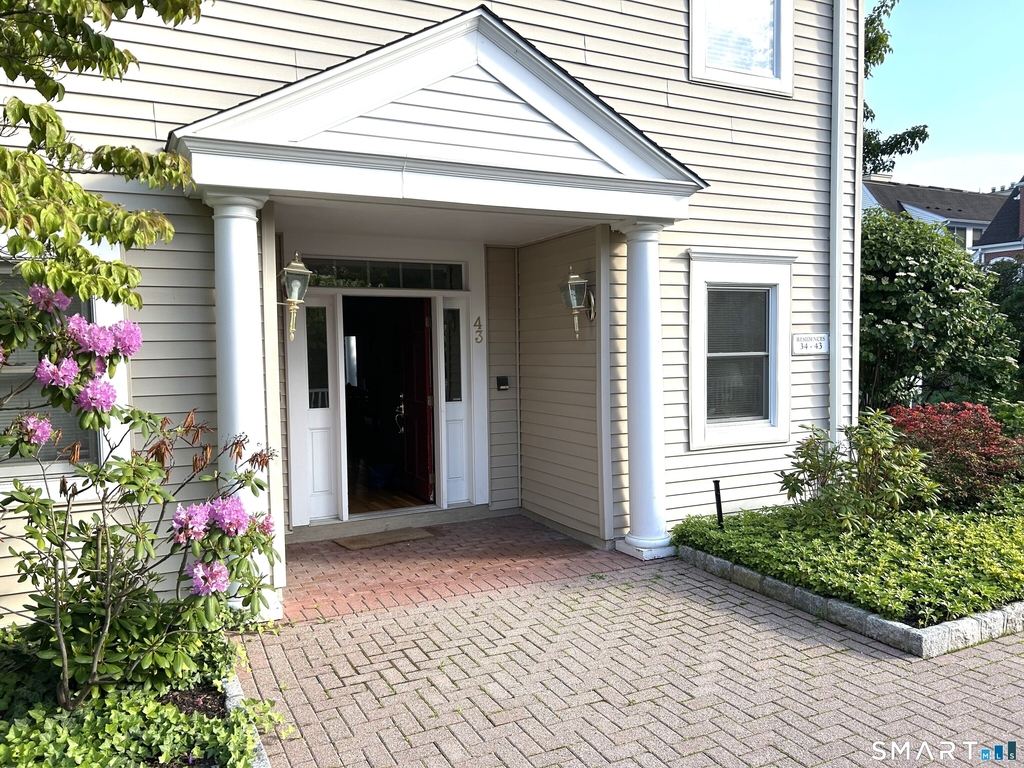 51 Forest Avenue - Photo 0