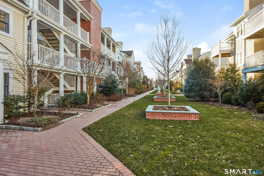 51 Forest Avenue - Photo 13