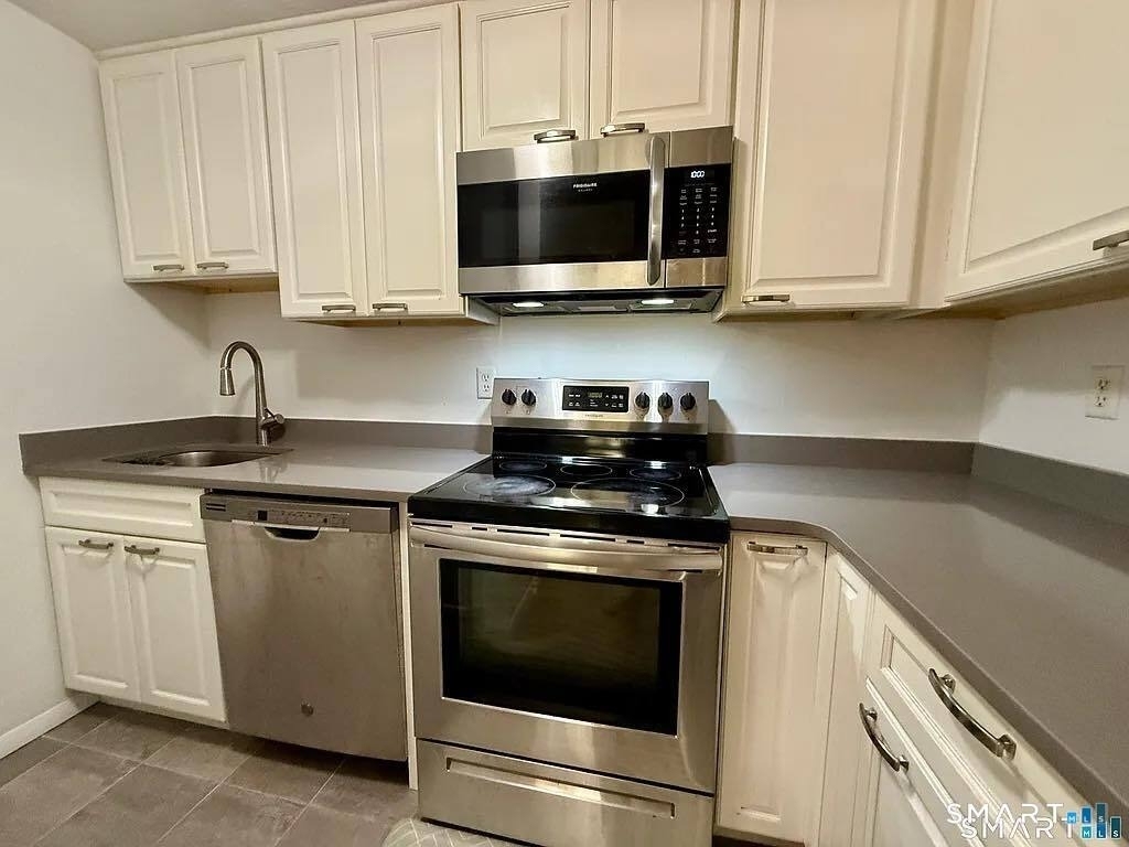 85 Wilton Crest - Photo 1