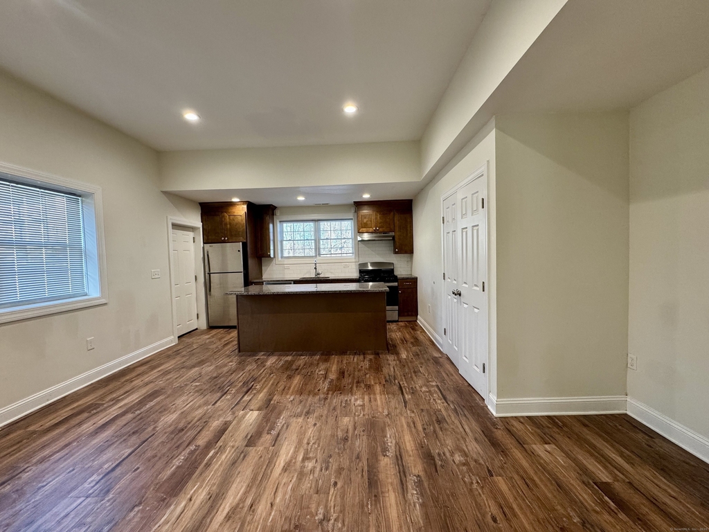 950 Lindley Street - Photo 10