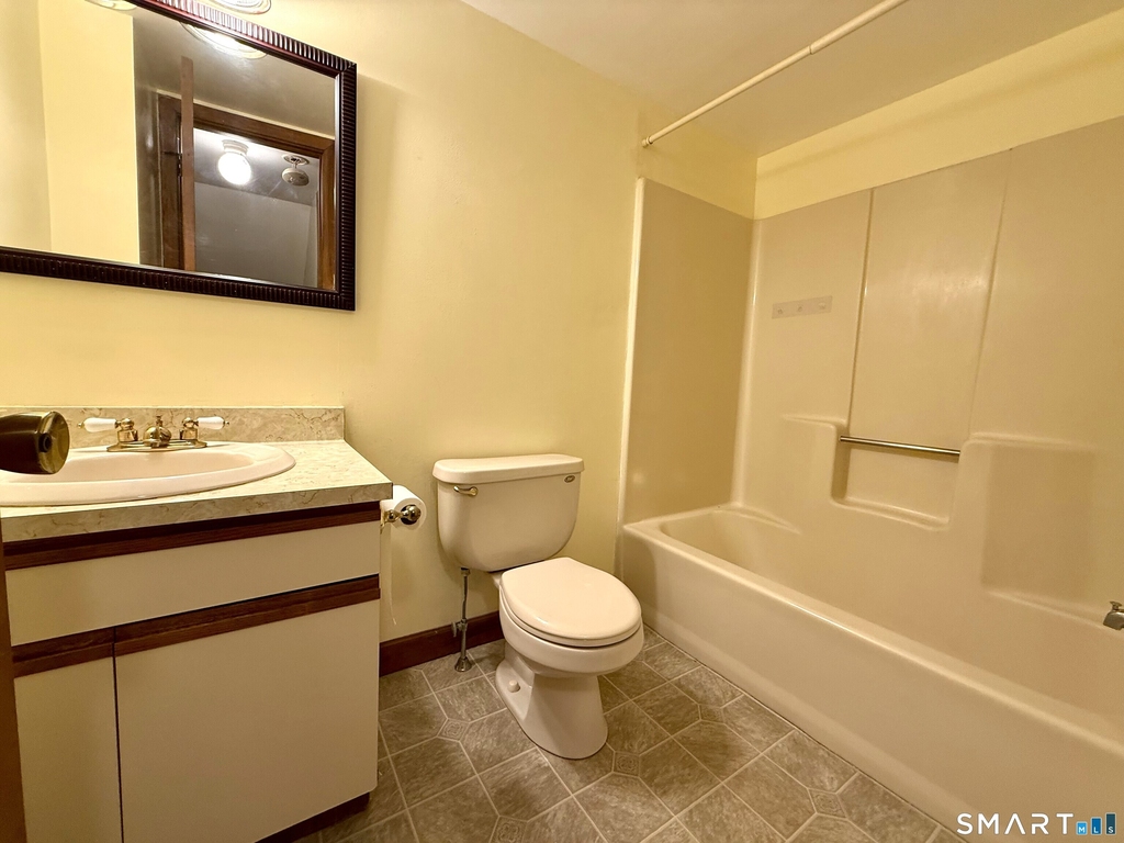 105 Tremont Avenue - Photo 7