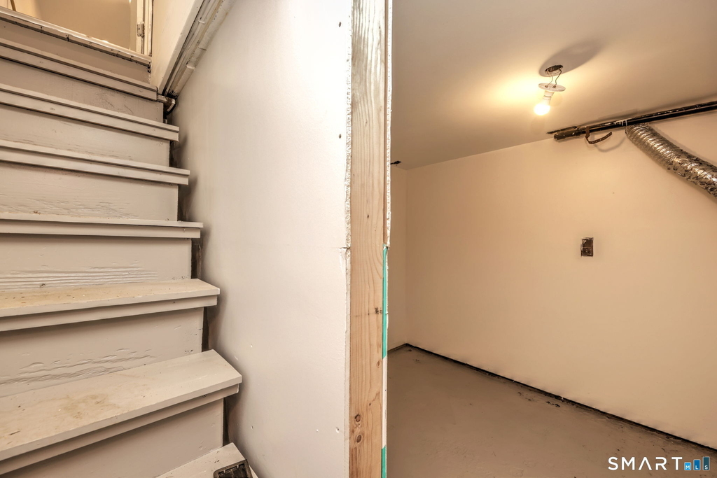 330 Naugatuck Avenue - Photo 34