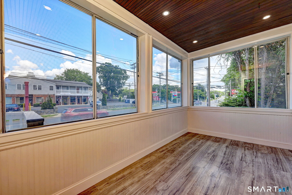 330 Naugatuck Avenue - Photo 4
