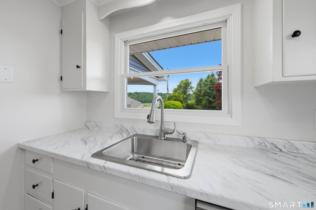 5 Lilac Lane - Photo 11