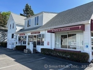 2 Lincoln Avenue - Photo 0