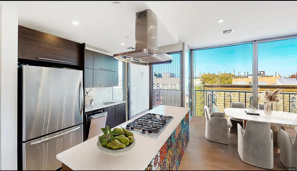 285 Driggs Avenue - Photo 1