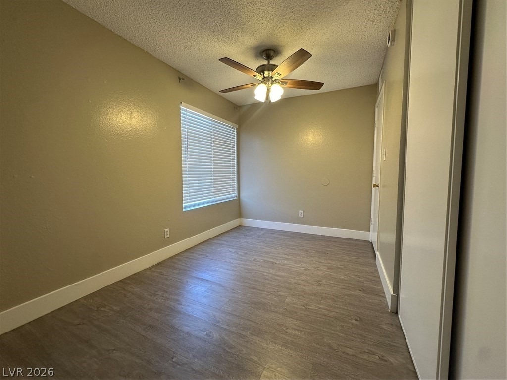 1467 Hialeah Drive - Photo 18